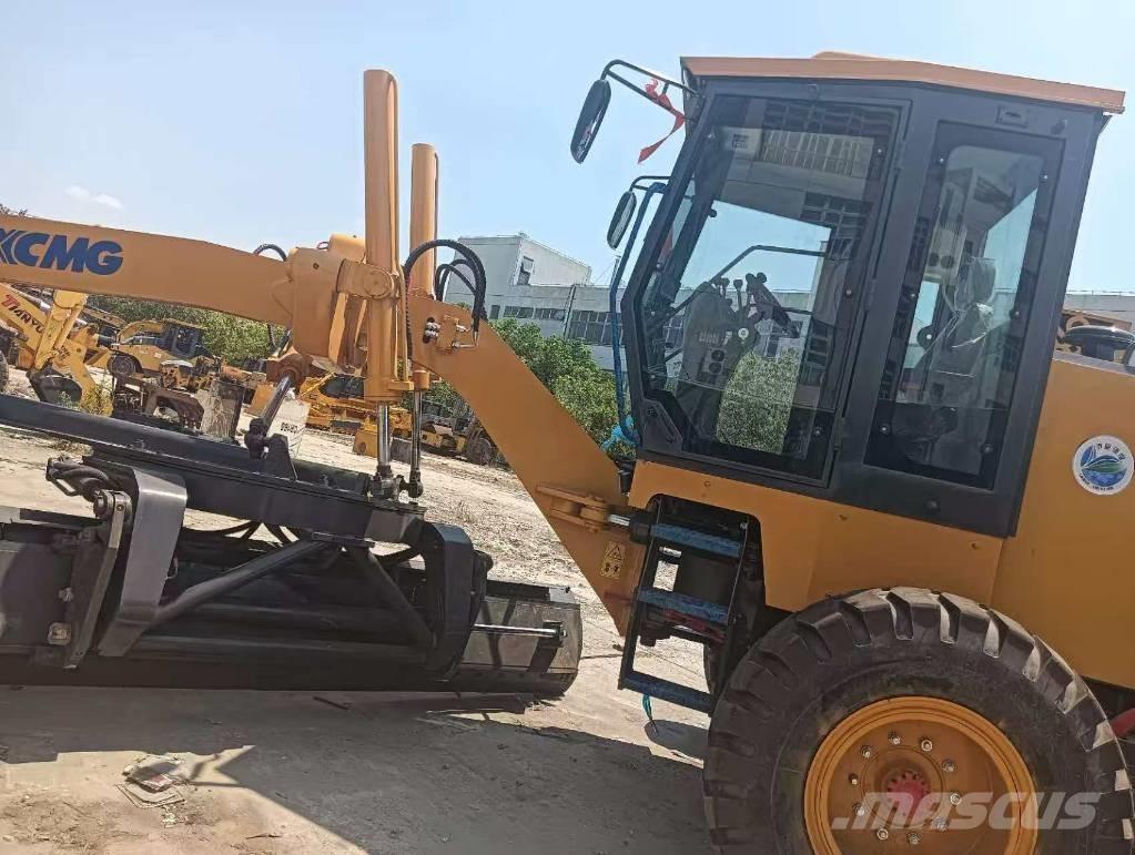 XCMG GR 1803 Graders