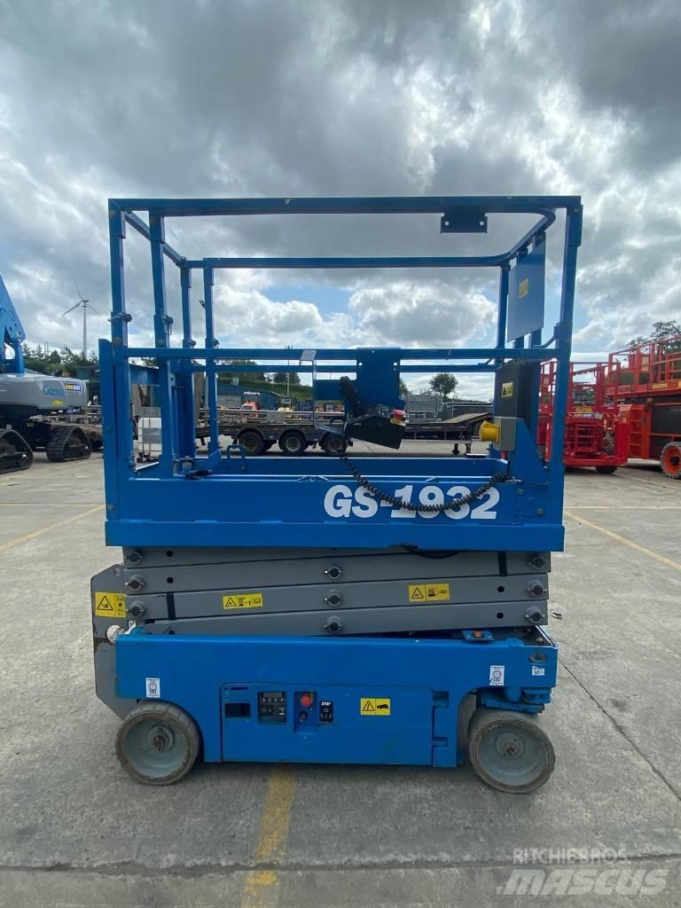 Genie GS 1932 Scissor lifts