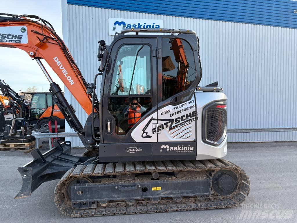 Develon DX 85 R-7 Midi excavators  7t - 12t