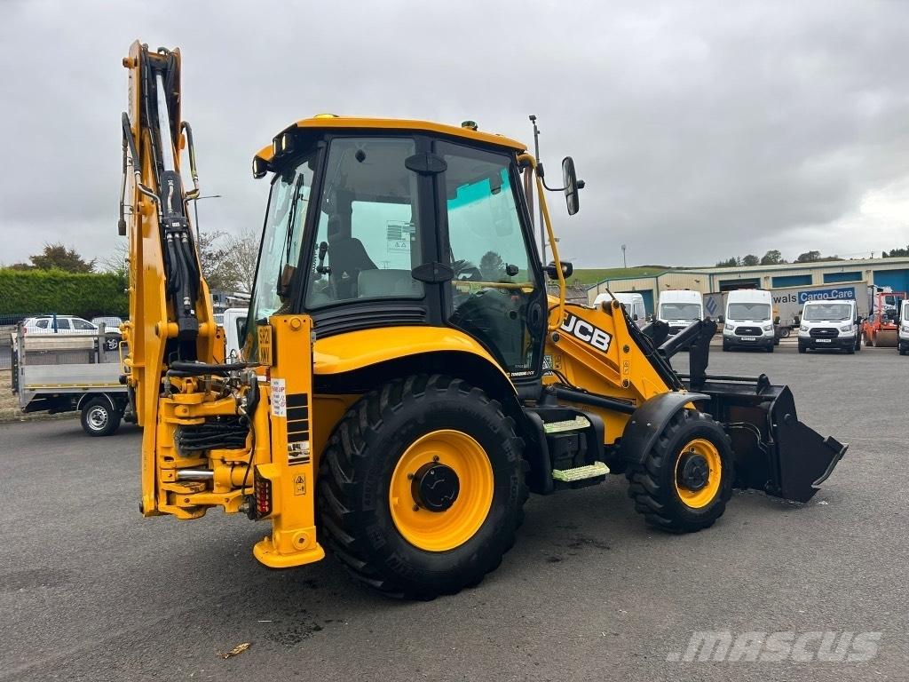 JCB 3CX 81kW / 108 BHP Backhoe loaders