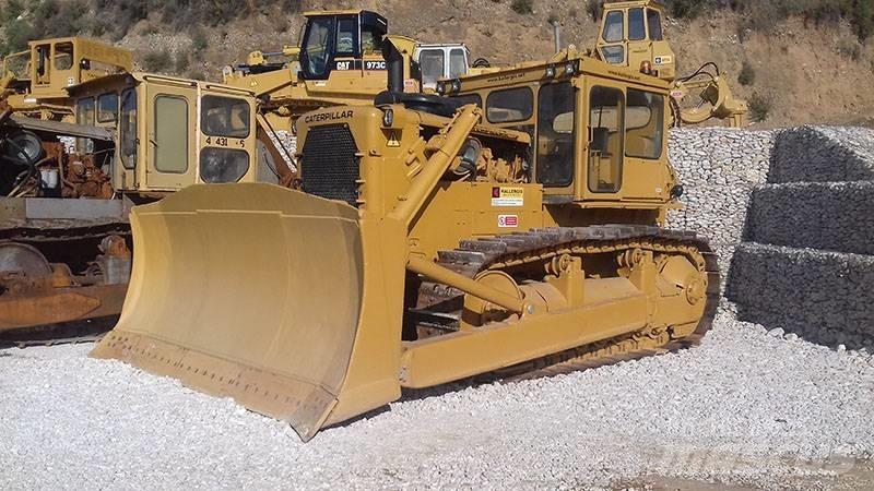 CAT D9G Crawler dozers
