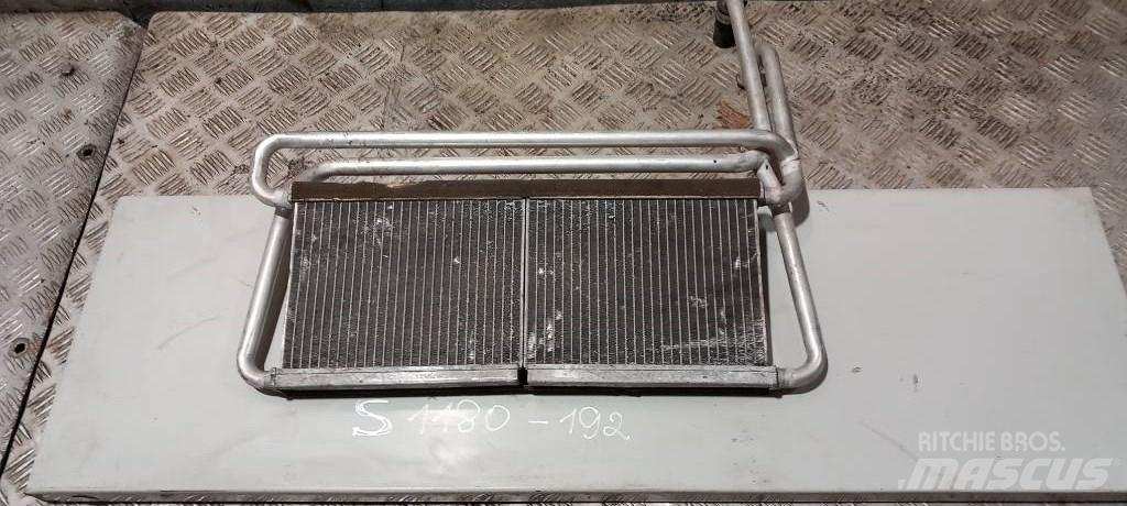 Scania R 440.     1772717 Radiators