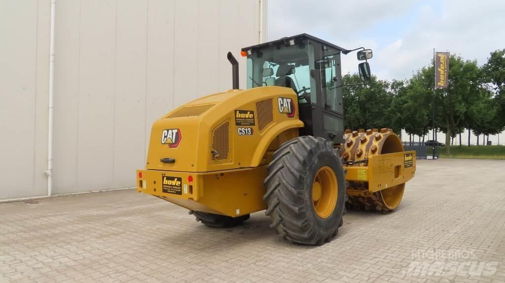 CAT CS13 Single drum rollers