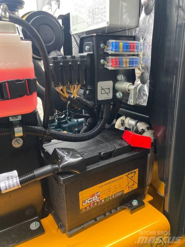JCB 403 - Fabriksny Mini loaders