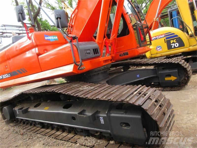 Doosan DX 300 LC-5 Crawler excavators