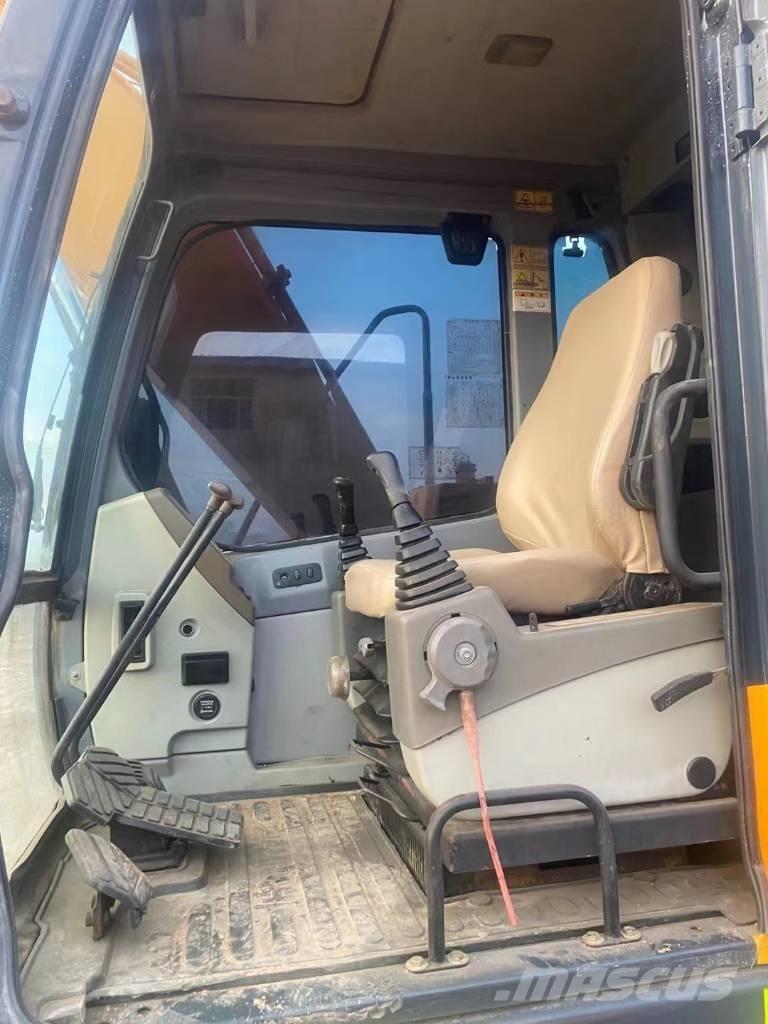 Hyundai R110VS Midi excavators  7t - 12t