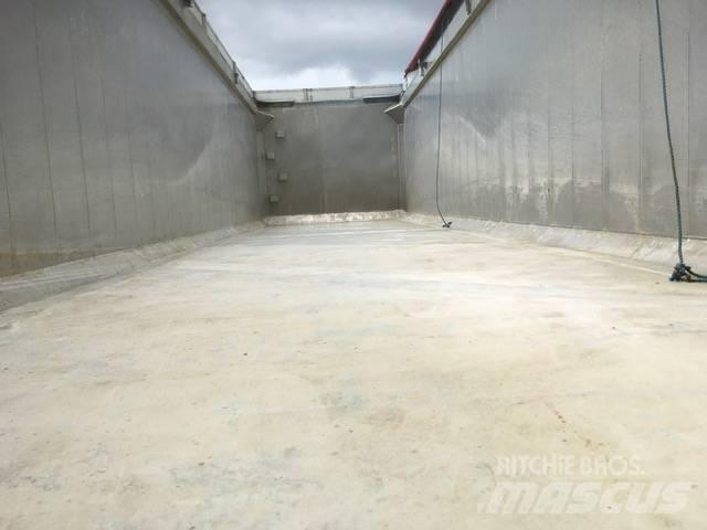 AMT 2009 Tipper semi-trailers