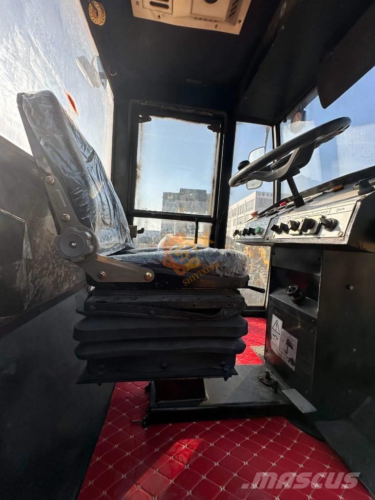 XCMG XD 103 Soil compactors