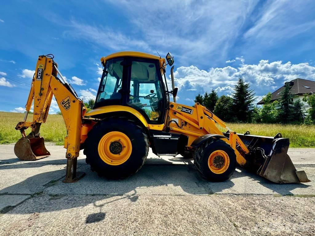 JCB 3CX Backhoe loaders