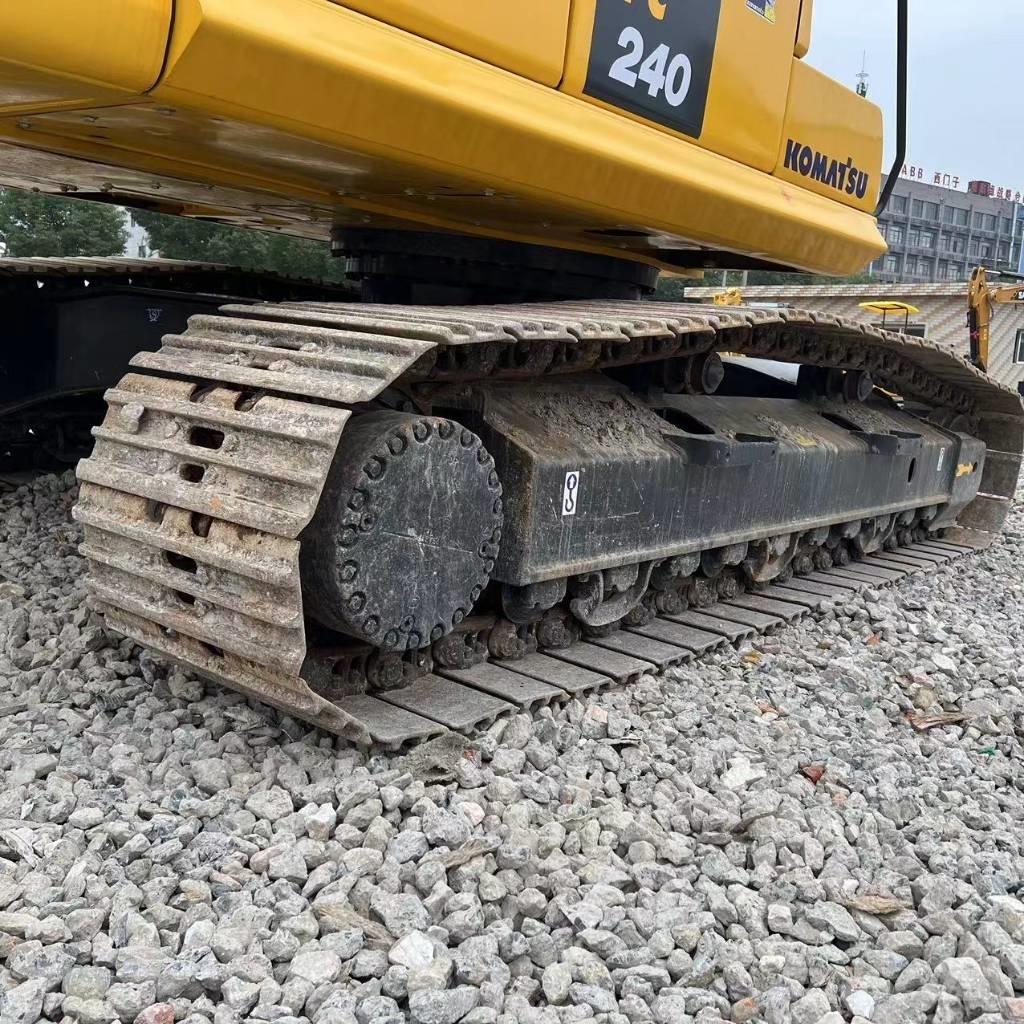 Komatsu PC 240 Crawler excavators