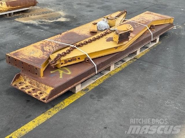 CAT 735 TAIL GATE Articulated Dump Trucks (ADTs)