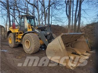John Deere 744 K Wheel loaders