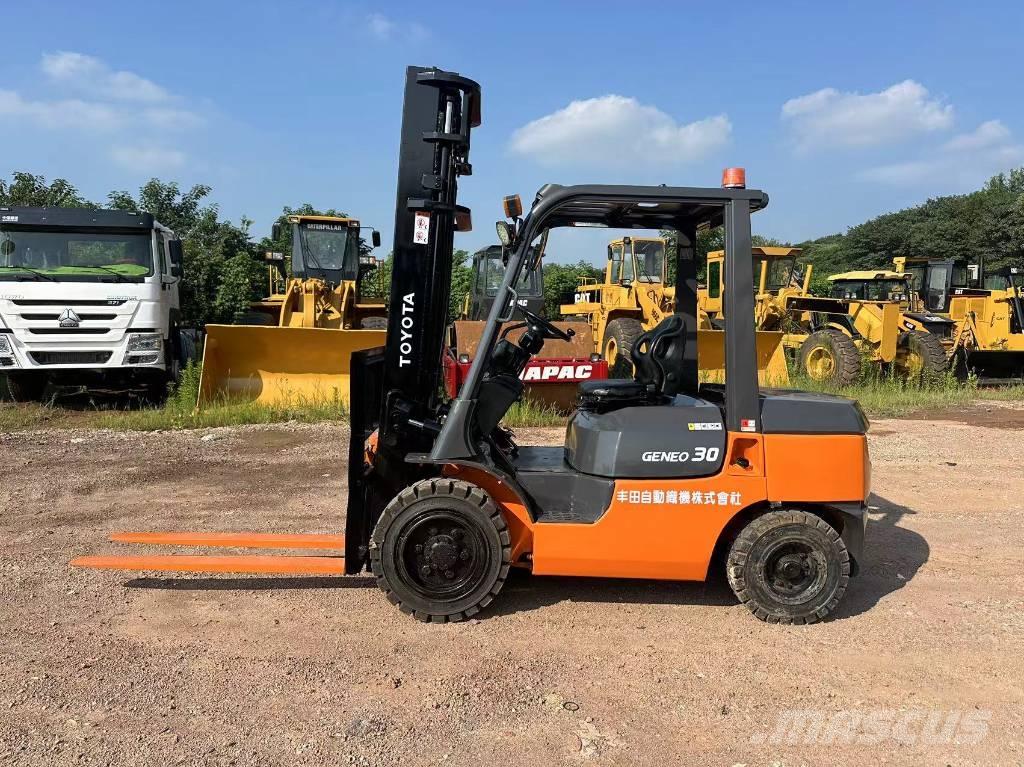 Toyota 30 forklift Diesel trucks