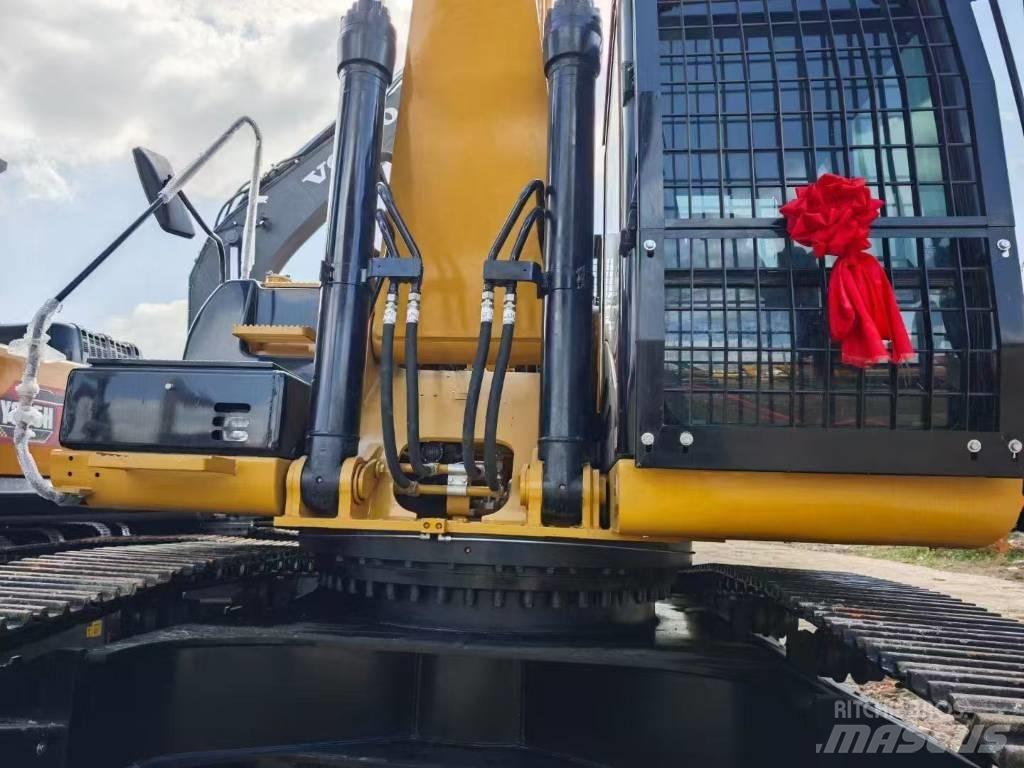 CAT 330 Crawler excavators