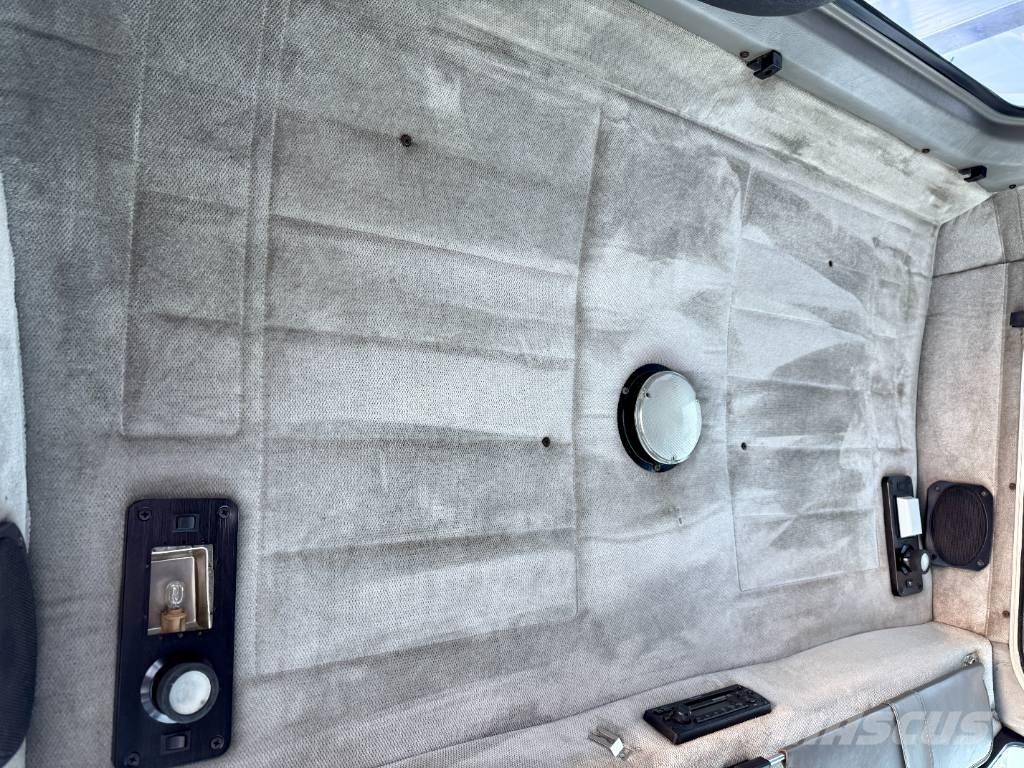 Peterbilt 379 Tractor Units