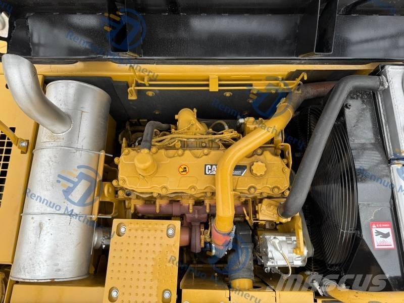 CAT 325D Crawler excavators