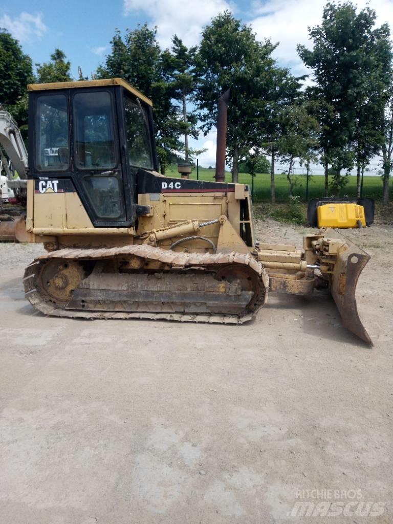 CAT D 4 C Crawler dozers