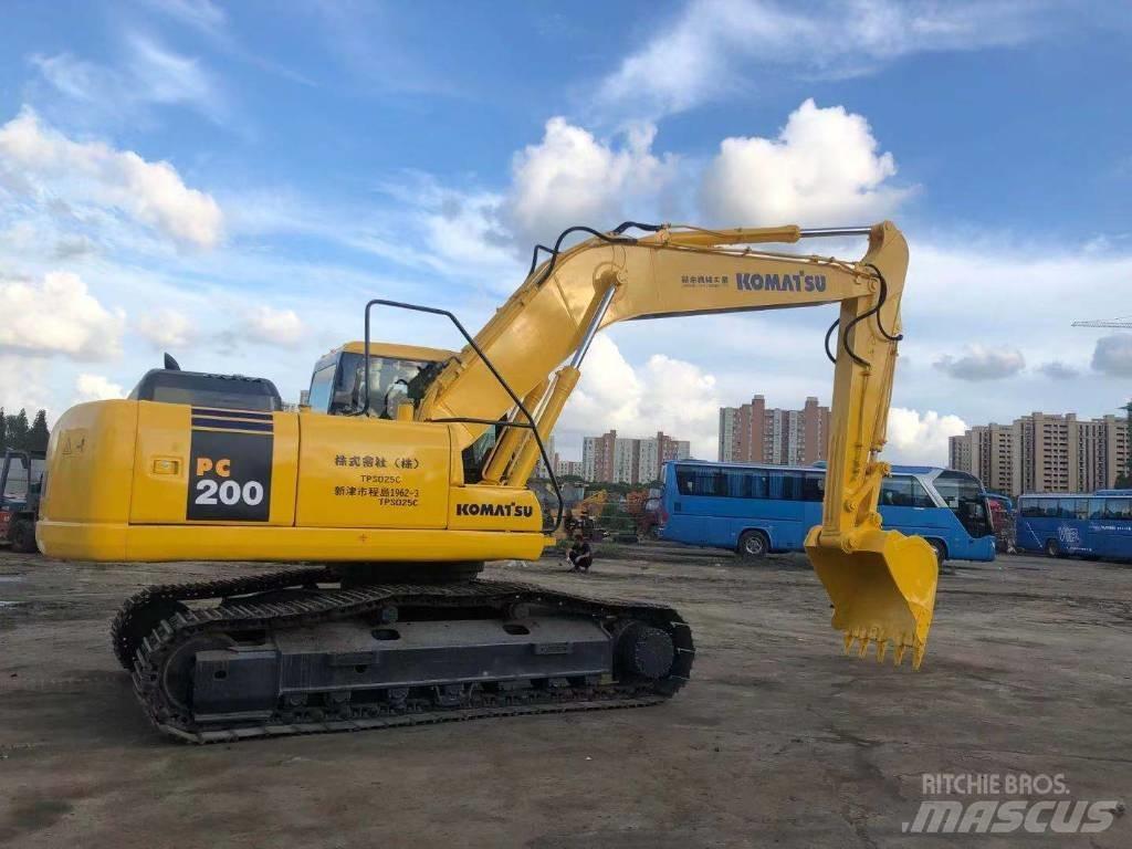 Komatsu PC 200-7 Crawler excavators