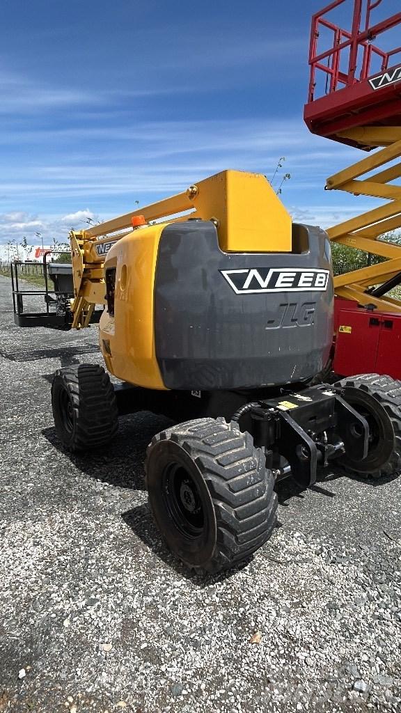 JLG 450 AJ Articulated boom lifts
