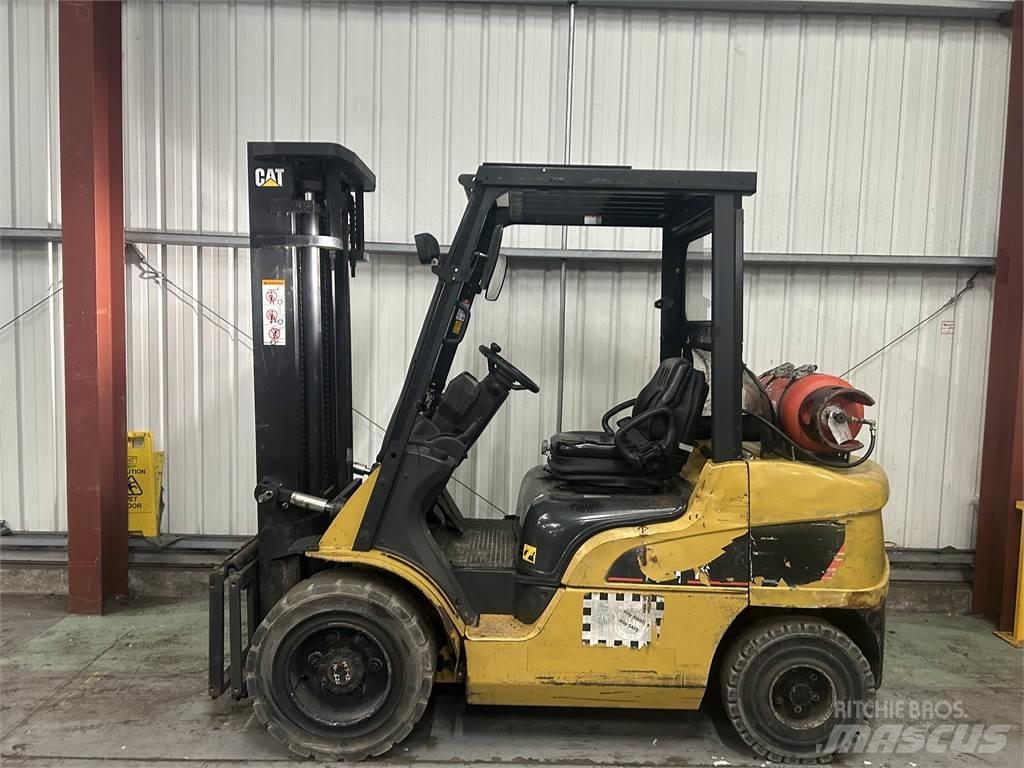 CAT GP35NT LPG trucks