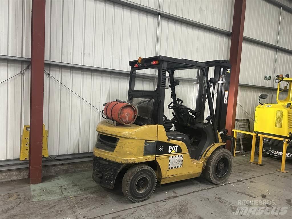 CAT GP35NT LPG trucks