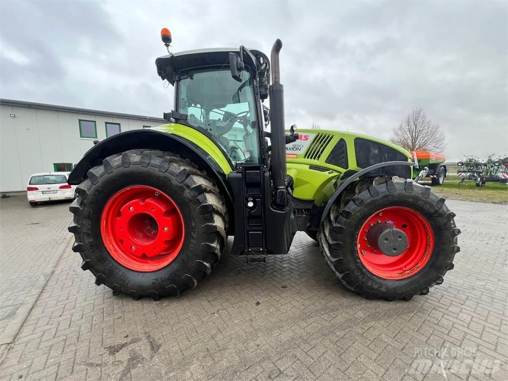 CLAAS Axion 930 Tractors