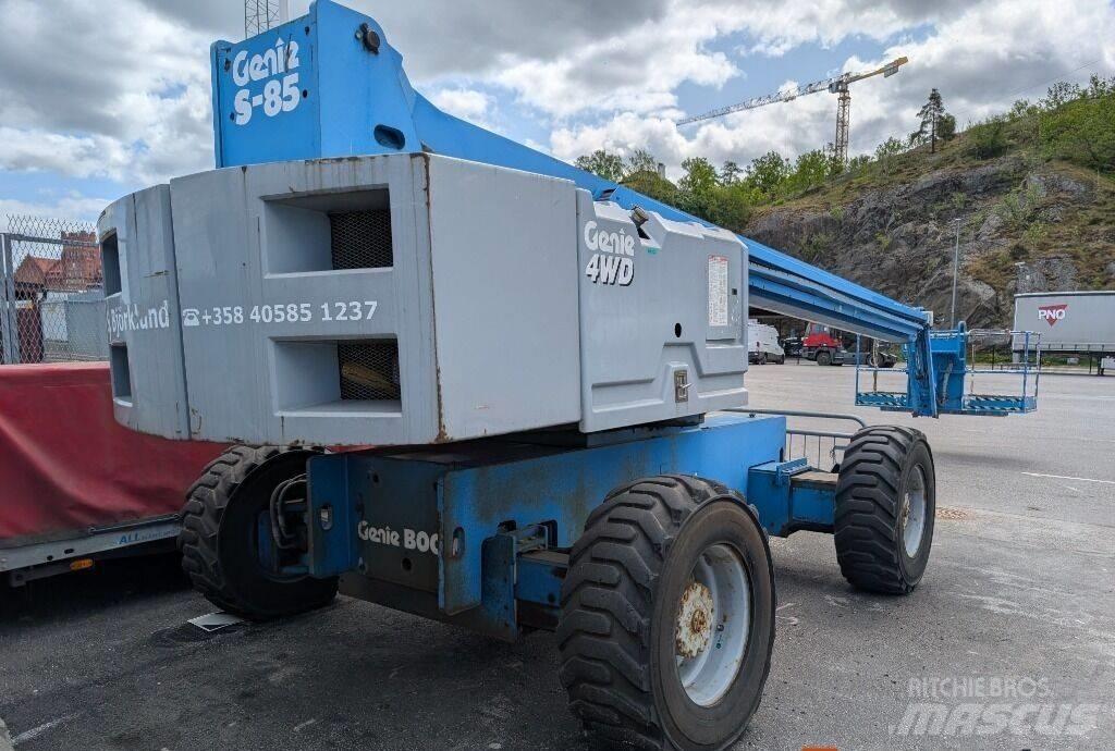 Genie S 85 4X4 Telescopic boom lifts