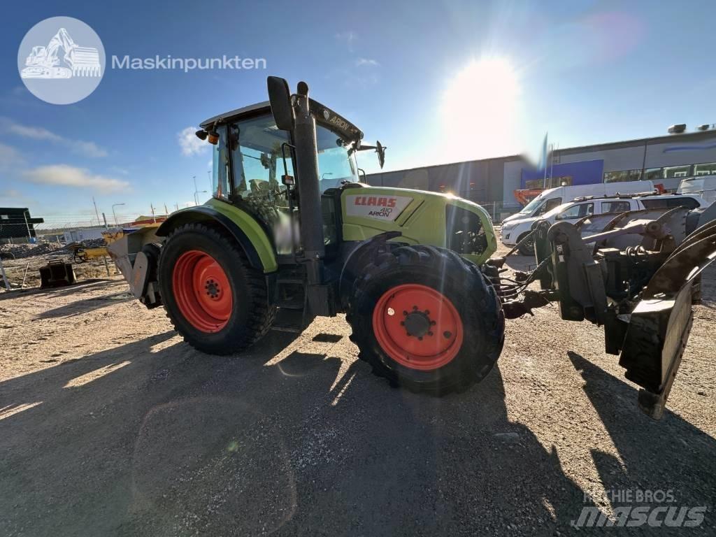 CLAAS Arion 410 Tractors