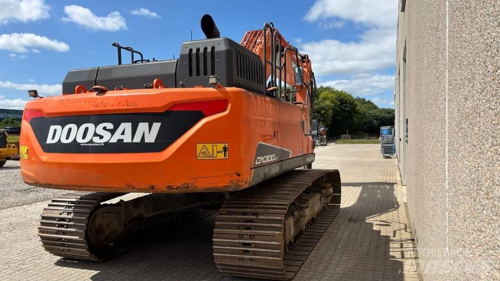 Doosan DX 300 LC-5 Crawler excavators