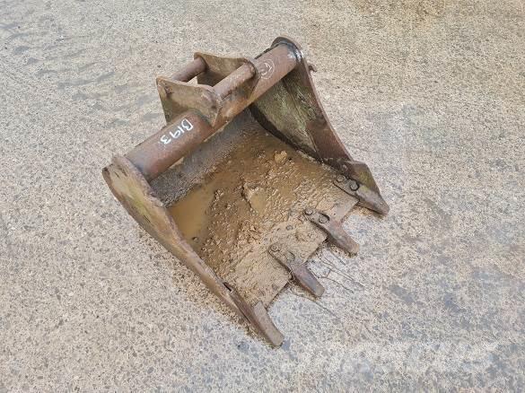  2' BUCKET, 35mm PINS Buckets