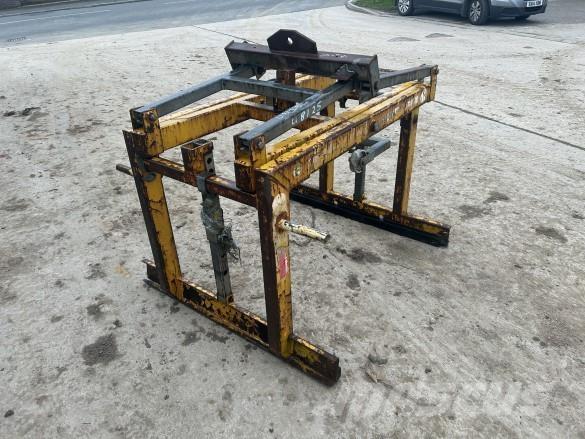  BLOCK GRAB Construction - Others