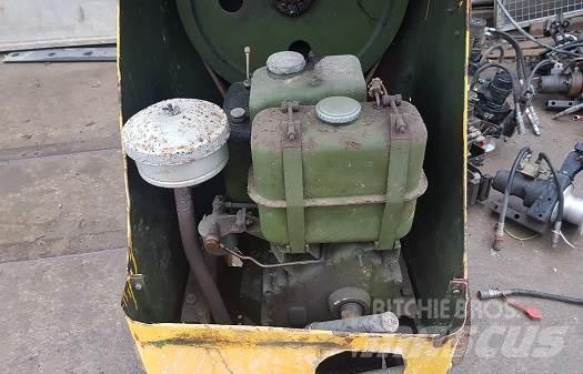  CEMENT MIXER Construction - Others