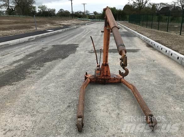  ENGINE HOIST Construction - Others