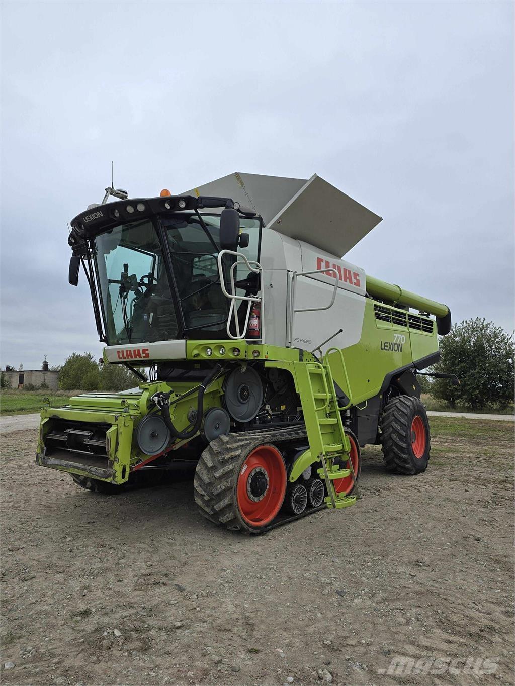 CLAAS Lexion 770TT Combine harvesters