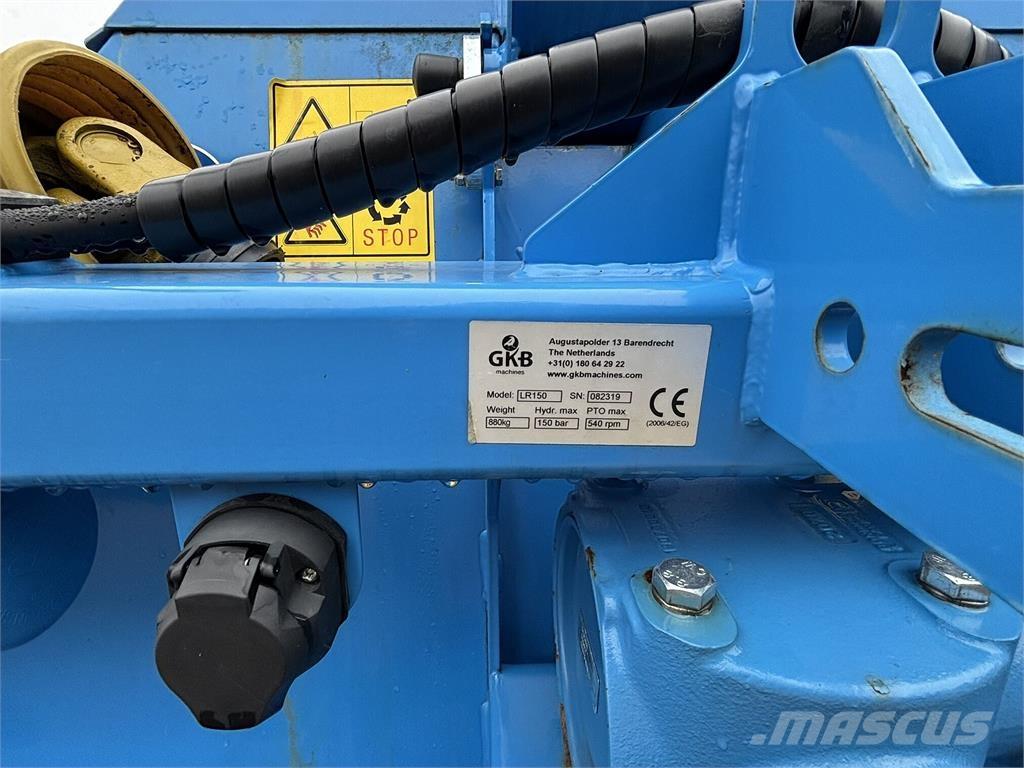  GKB Lapų smulkintuvas Greens rollers