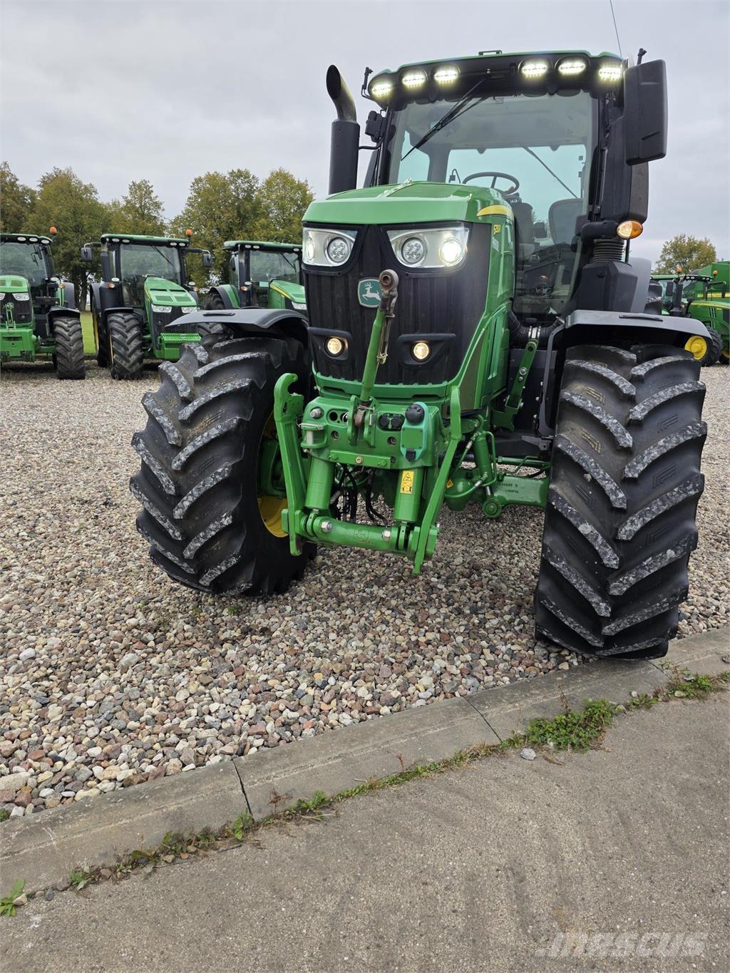 John Deere 6250R Tractors