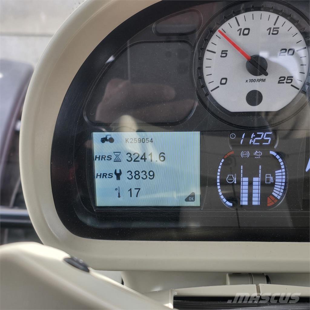 Massey Ferguson 7726 Tractors