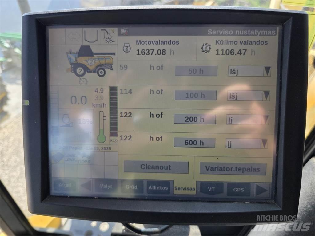 New Holland CX8.80 Combine harvesters