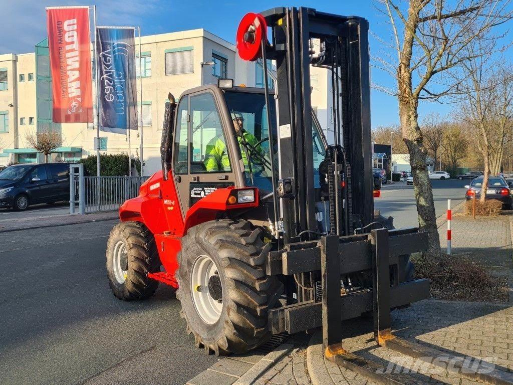 Manitou M50.4 Rough terrain trucks