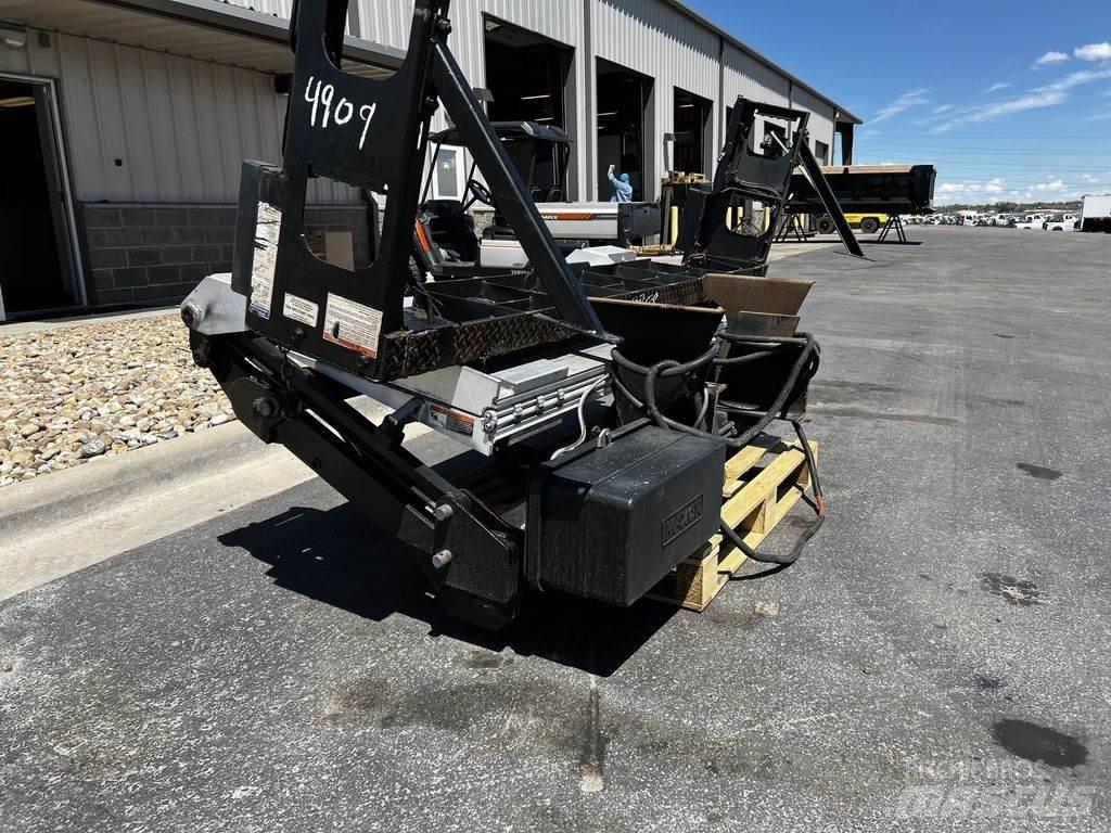 Maxon GPT3000 Goods and furniture lifts