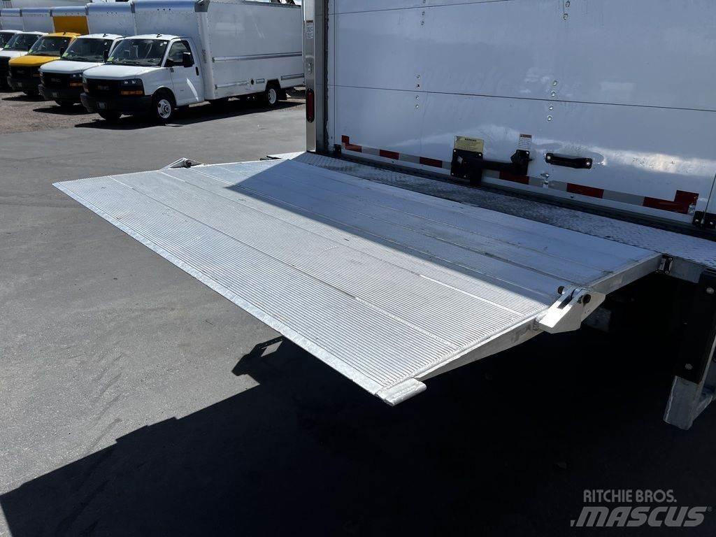 Maxon GTP3000 Goods and furniture lifts