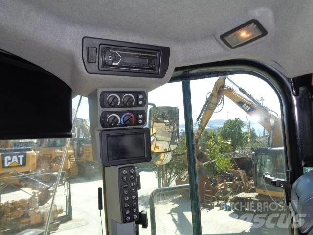 CAT 980M Wheel loaders