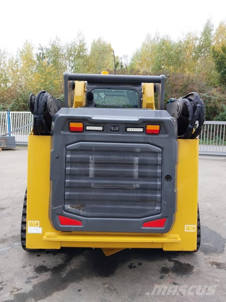 XCMG XC7-TV12 Crawler loaders