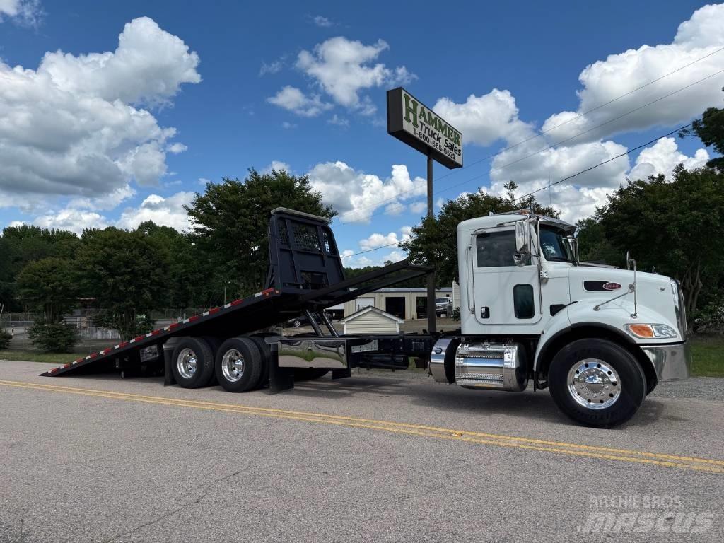 Peterbilt 348 Recovery vehicles