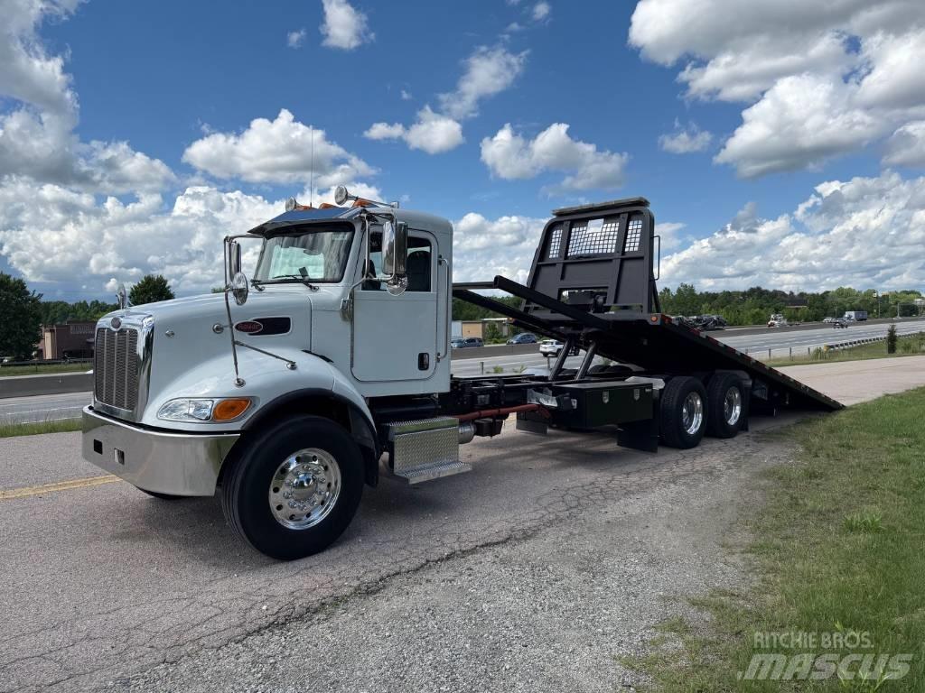Peterbilt 348 Recovery vehicles