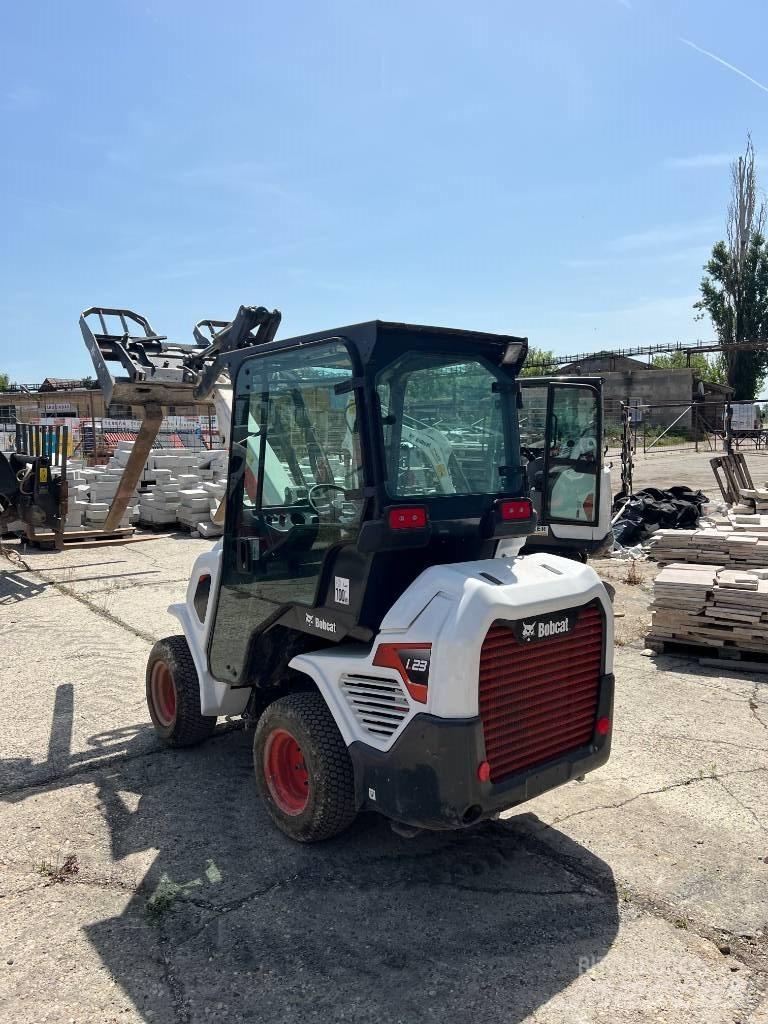Bobcat L 23 Mini loaders