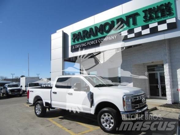 Ford F250 Construction - Others
