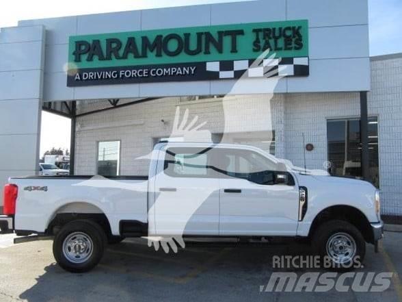 Ford F250 Construction - Others