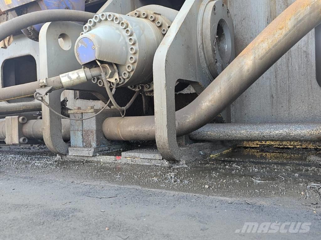 Lefort 850 Industrial balers