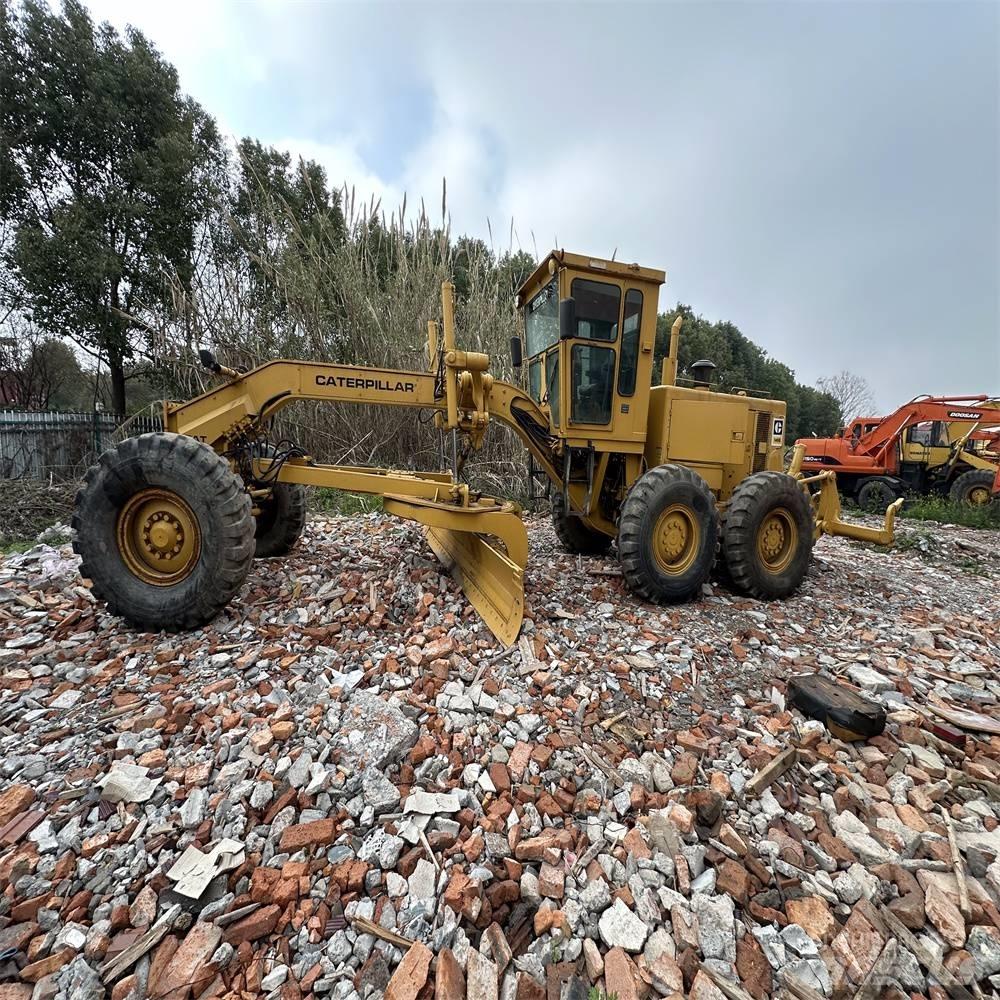 CAT 140 G Graders